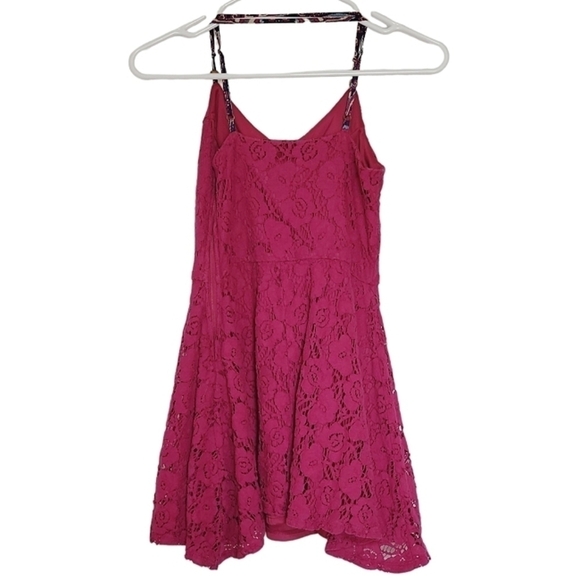 7015 * Xhilaration Lace Spaghetti Strap Mini Dress Magenta Size S - Picture 2 of 9